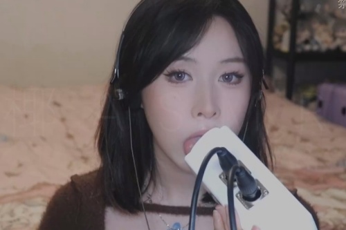 温暖人心,99岁奶奶的消消乐闯与音乐故事